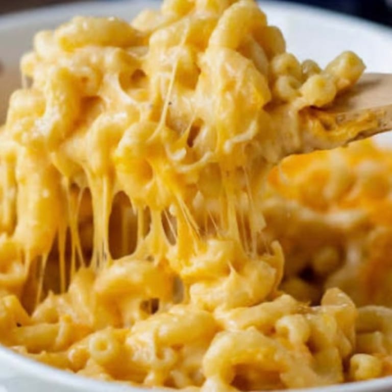 Macaroni and Cheese Delight